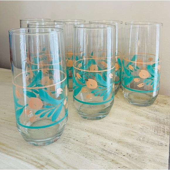 Vintage LIBBEYS GLASSES With Beautiful Flowers - Picture 3 of 4